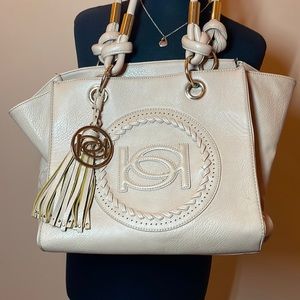 bebe tote